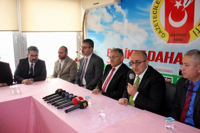 Başkan Büyükkılıç: "16 ilçemizdeki kardeşlerimizin tamamını kucaklayacaklayacağız"