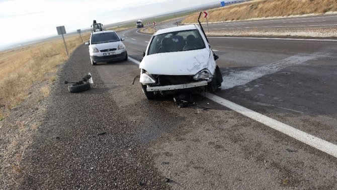 Konya'nın Kulu ilçesinde Otomobil takla attı: 1 yaralı