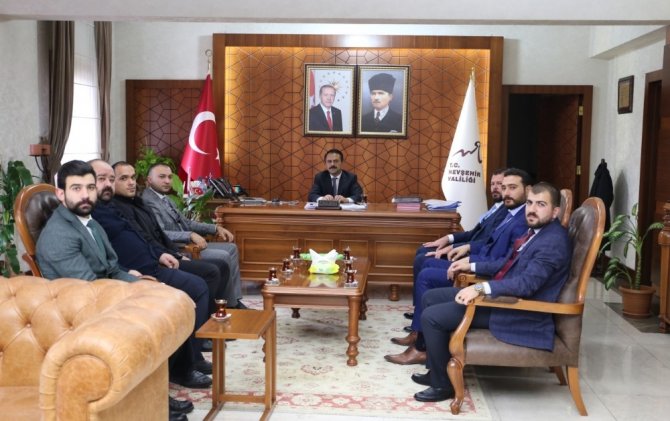 Nevşehir Valisi İlhami Aktaş, Ülkü Ocakları Nevşehir İl Başkanı Ali Türker'i kabul etti