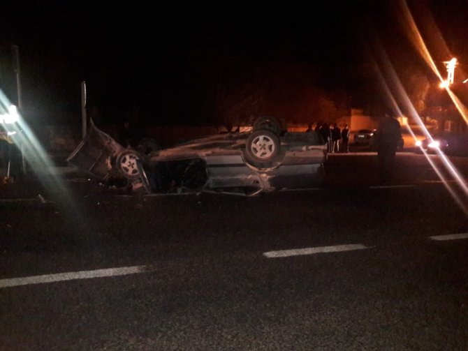 Sivas'ın Gürün ilçesinde meydana gelen trafik kazasında 2 kişi yaralandı