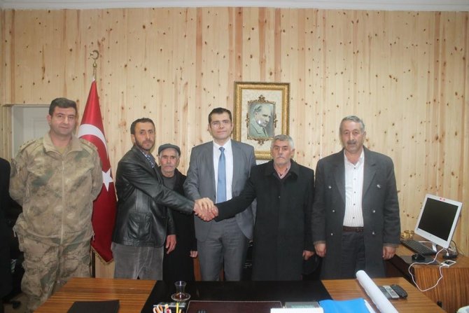 Van'ın Saray ilçesinde Husumetli aileler barıştırıldı