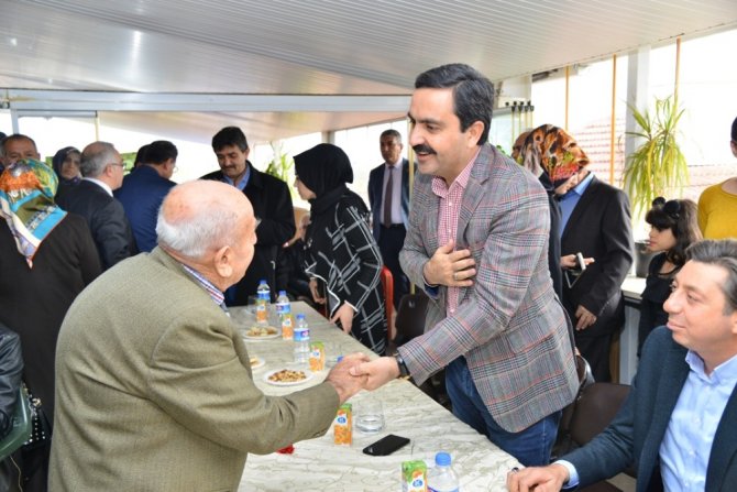 Yaşar Bahçeci: “Kırşehir’e sunulan hizmetler bir çok belediye tarafından örnek alınıyor”