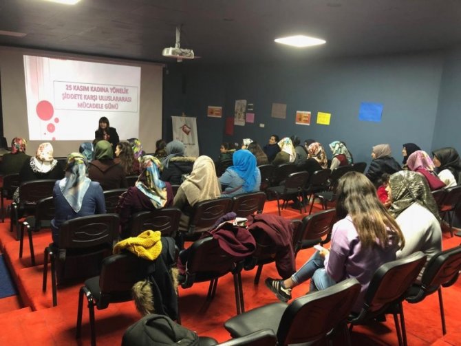 Muş'un Bulanık ilçesinde 25 Kasım Kadına Yönelik Şiddetle Mücadele Günü