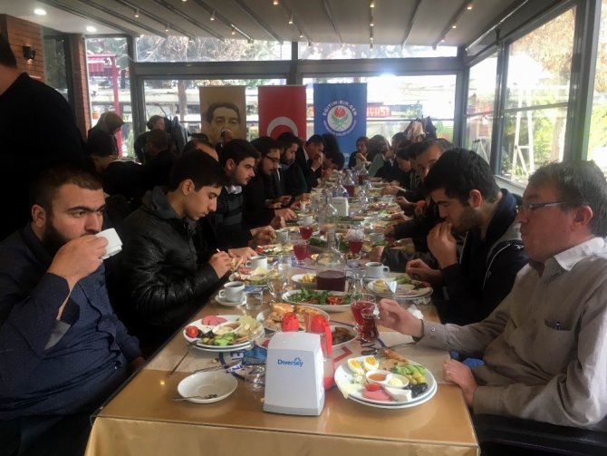Hacı Sarı, "Fiziksel engeller kaldırılabilir ama önemli olan zihindeki engellerin kaldırılması"