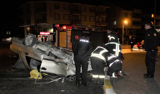 Karaman'da kontrolden çıkan otomobilin takla atması sonucu 2 kişi yaralandı