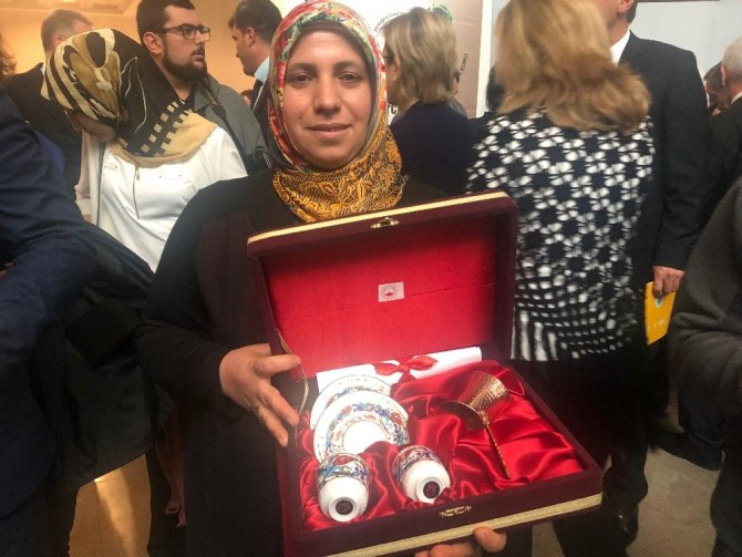 Pakdemirli: ’’Erozyonla taşınan toprak miktarını 130 milyon tonun altına indireceğiz’’