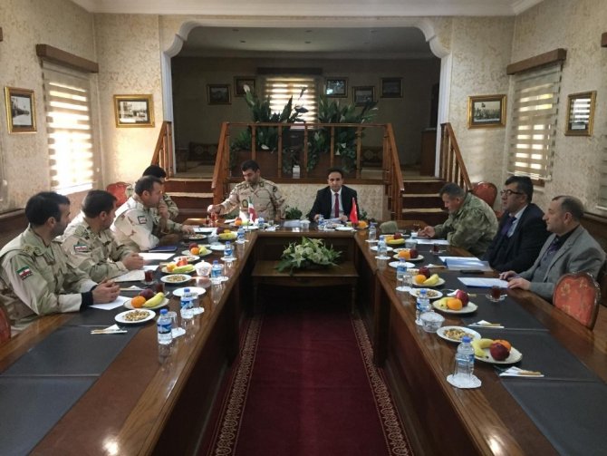 Van'ın Çaldıran Kaymakamı Dundar, sınır güvenliği toplantısına katıldı