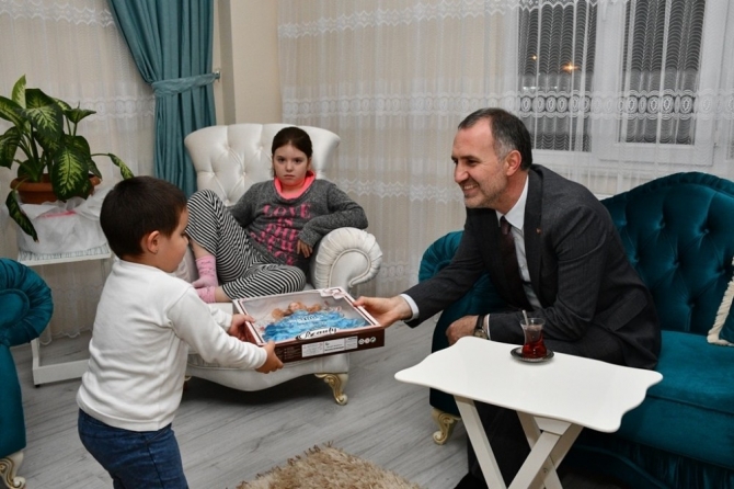 Başkan Taban’dan engelli ailelere ziyaret