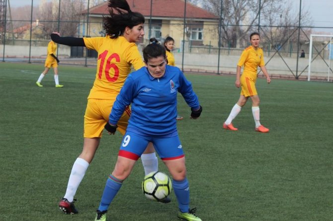 Kılıçaslan Yıldızspor, grupta son sırada yer alan rakibi Erenköyspor'u 7-1 mağlup etti