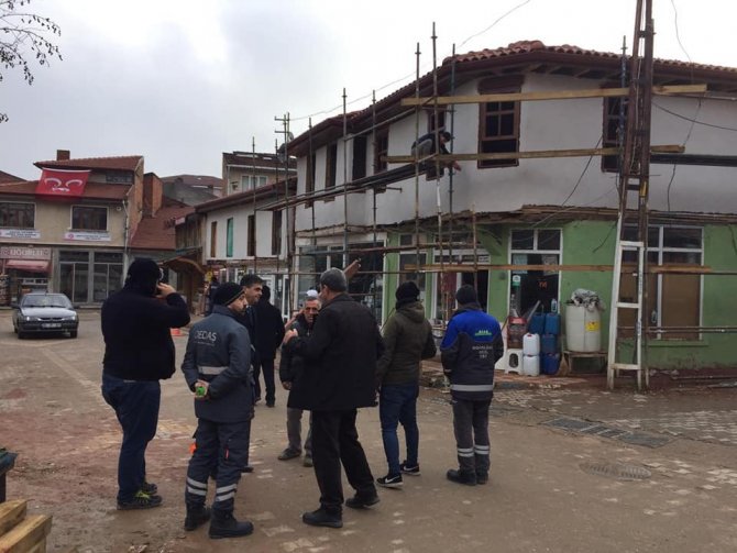 Bilecik'in Pazaryeri İlçe Belediye Başkanı Muzaffer Yalçınyol çalışmalarını yerinde inceledi