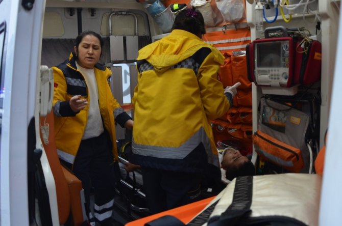 Muğla Milas’ta otomobille motosiklet çarpıştı; 1 yaralı