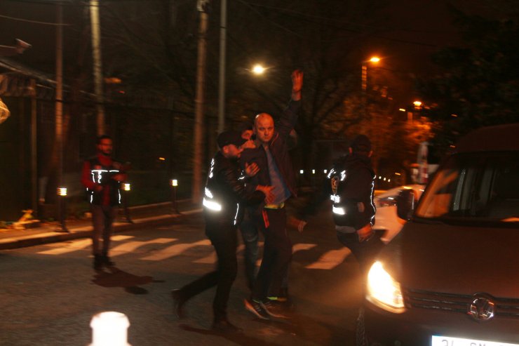 Murat Özdemir'in papağana yaptığı işkence görüntüleri!