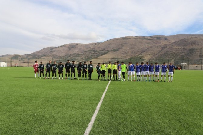 Yahyalıspor evinde oynadığı maçta Erkiletspor'u 7-1 mağlup etti