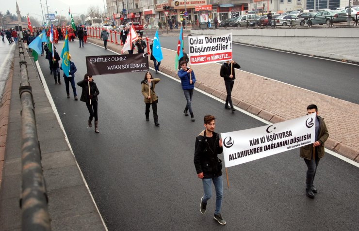 ÜLKÜ Ocakları Kayseri İl Başkanlığı Sarıkamış şehitleri için yürüdü