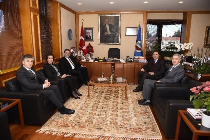 Anadolu Üniversitesi Rektörü Prof. Dr. Şafak Ertan Çomaklı’ya ziyaretler devam ediyor