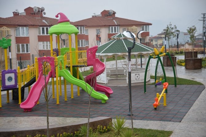 Bilecik Belediyesi tarafından İsmetpaşa Mahallesi'nde Sosyal yaşam alanı ve çocuk parkı açılıyor