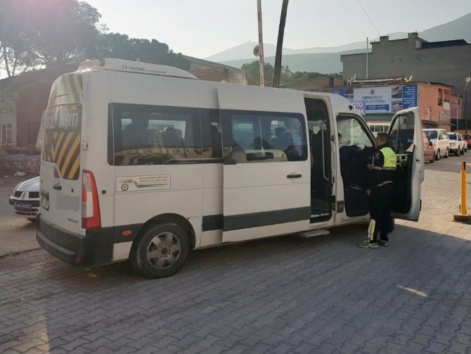 Muğla'nın Milas ilçesinde okul servisleri mercek altında