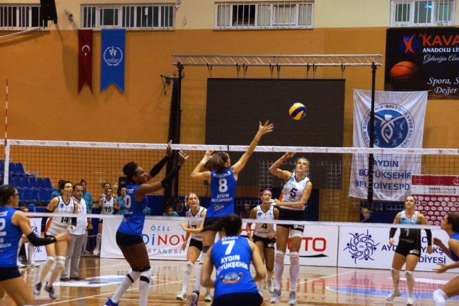 Vestel Venüs Sultanlar Ligi: Aydın Büyükşehir Belediyespor: 2 - Kameroğlu Beylikdüzü Voleybol İhtisas: 3