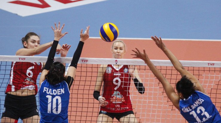 Voleybol: Vestel Venus Sultanlar Ligi "Nilüfer Belediyespor: 3 - Halkbank: 2"