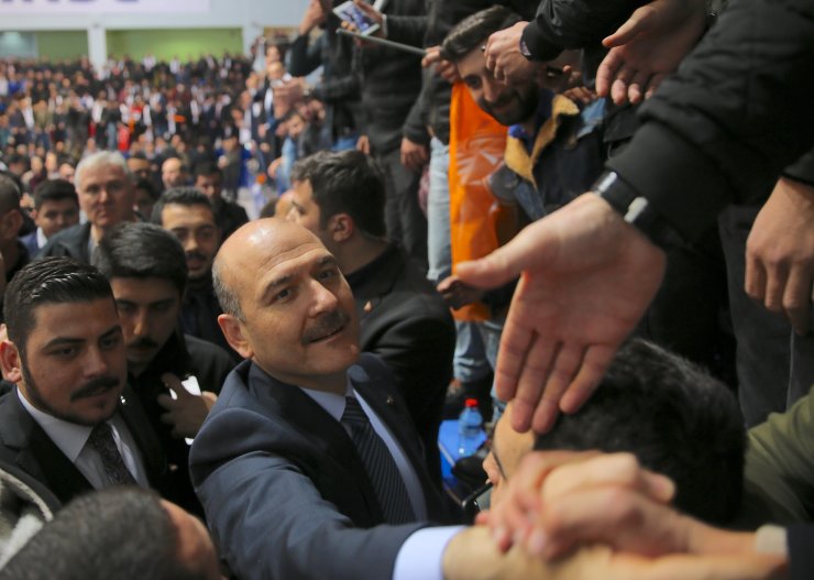 Bakan Soylu "bu teröristlerin dirisinin de ölüsünün de peşindeyiz."