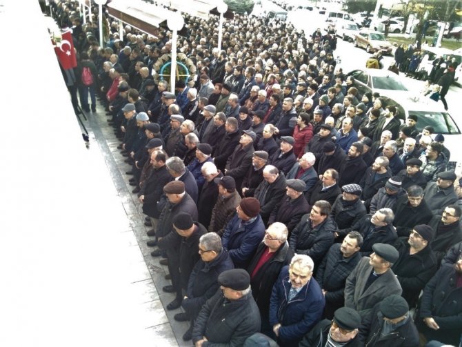 MHP eski Eskişehir İl Başkanı Ahmet Korkmaz, cenaze namazının ardından ebediyete uğurlandı