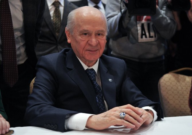 Devlet Bahçeli:Cumhurbaşkanlığı Hükümet Sistemi'ne tam desteğimizi sürdürüyoruz"