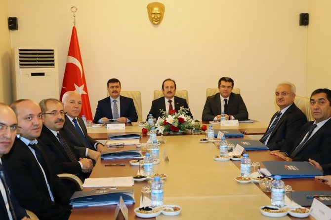 KUDAKA yönetim kurulu Bayburt Valisi Ali Hamza Pehlivan başkanlığında Erzincan’da toplandı