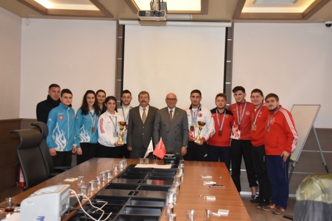 “Süper” judocular Başkan Eşkinat ile buluştu