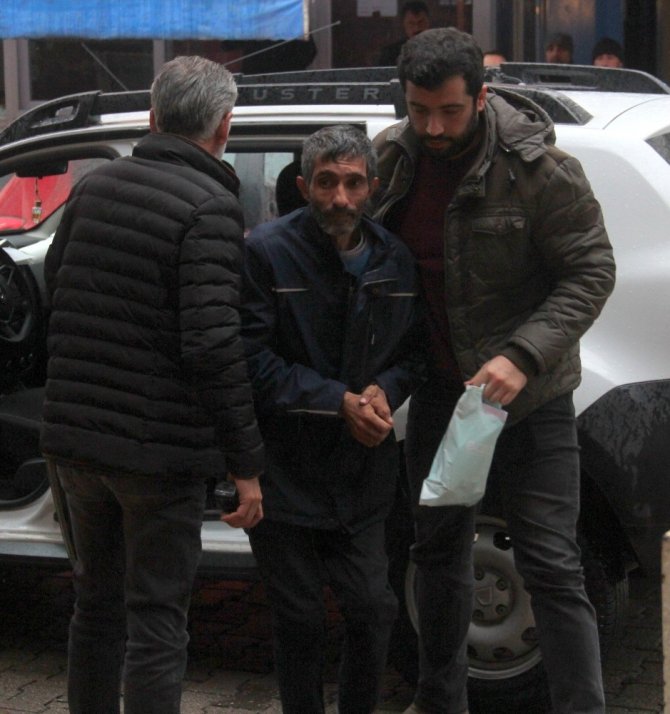 Adana'da Boşanmak isteyen eşini öldüren koca tutuklandı