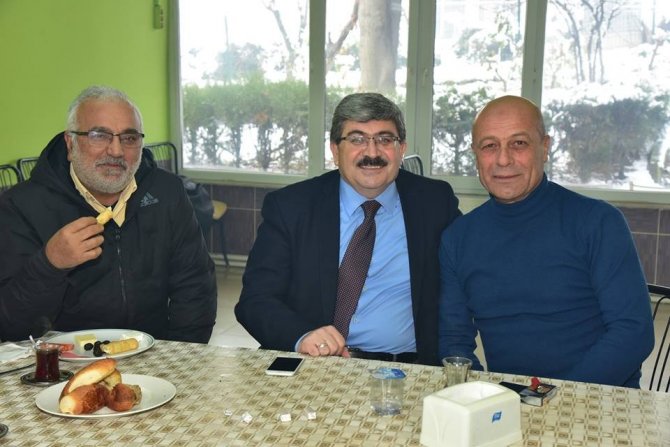 Bilecik Belediye Başkanı Nihat Can, sanayi esnafı ile bir araya geldi