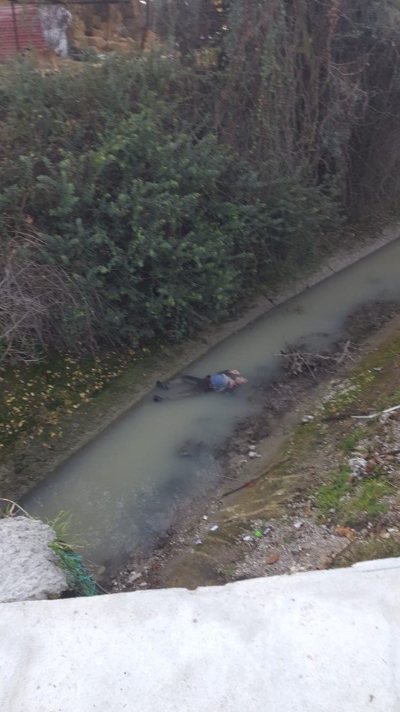 Muğla'nın Seydikemer ilçesinde Sulama kanalında ceset bulundu