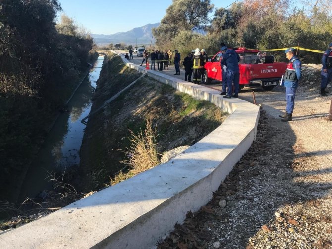 Muğla'nın Seydikemer ilçesinde Sulama kanalında ceset bulundu