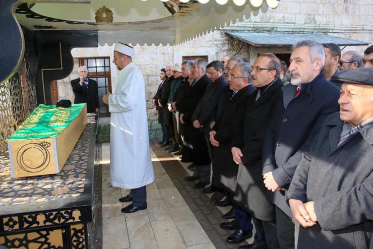 ORDU'da yaşamını yitiren Gazeteci Tuncer Engin son yolculuğuna uğurlandı