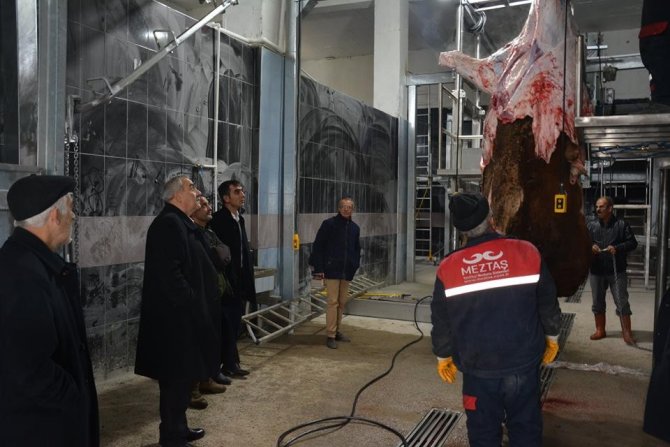 Tercan modern kesimhaneye kavuştu "modern kesimhanede deneme kesimleri başladı."