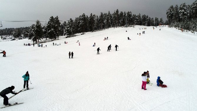 Kars Valisi Öksüz: “Vatandaşlarımızdan özür dileriz, kayak merkezimizde her şey normale döndü”
