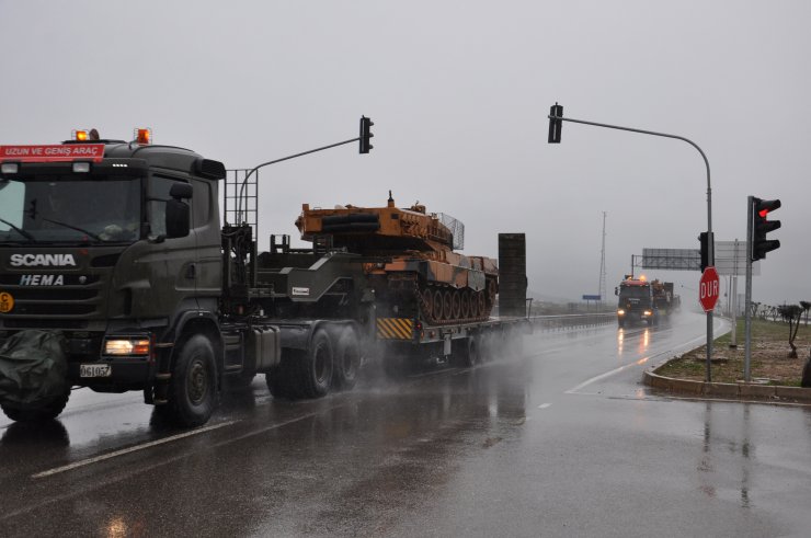 Suriye sınırına tank sevkiyatı "tankların bulunduğu konvoy Gaziantep'in islahiye ilçesine ulaştı"