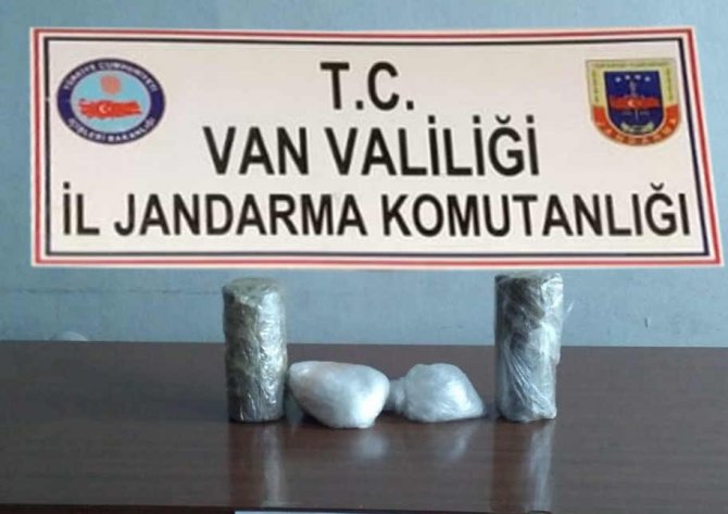 Van İl Jandarma Komutanlığı ekiplerince uyuşturucu tacirlerine göz açtırmıyor