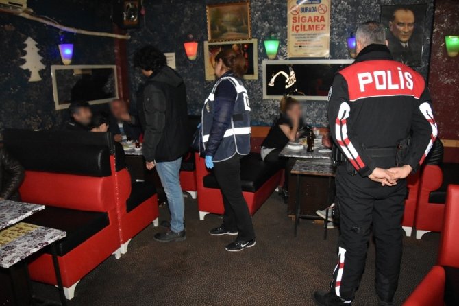 Antalya’da "Türkiye Güven Huzur Uygulaması" 5 bin 64 kişi sorgulandı