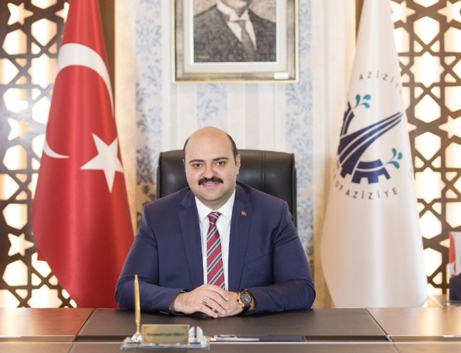 Aziziye Belediye Başkanı Muhammed Cevdet Orhan, yeni yıl dolayısıyla bir tebrik mesajı yayımladı