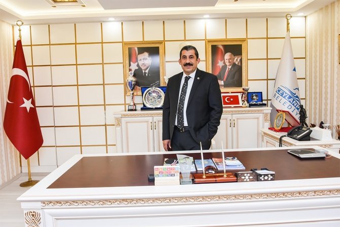 Ceylanpınar Belediye Başkanı Menderes Atilla’dan yeni yıl mesajı