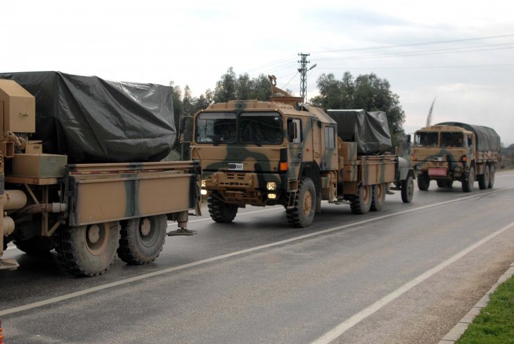 Sınıra askeri sevkiyat "Hatay'ın Hassa ilçesindeki askeri hareketlilik devam ediyor"