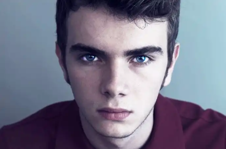 4N1K Dizisinin oyuncuları kimler? Dizinin genel konusu nedir?