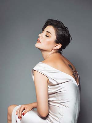 Gonca Vuslateri kimdir? Kaç yaşında? Nereli? Gonca Vuslateri yeni imajı