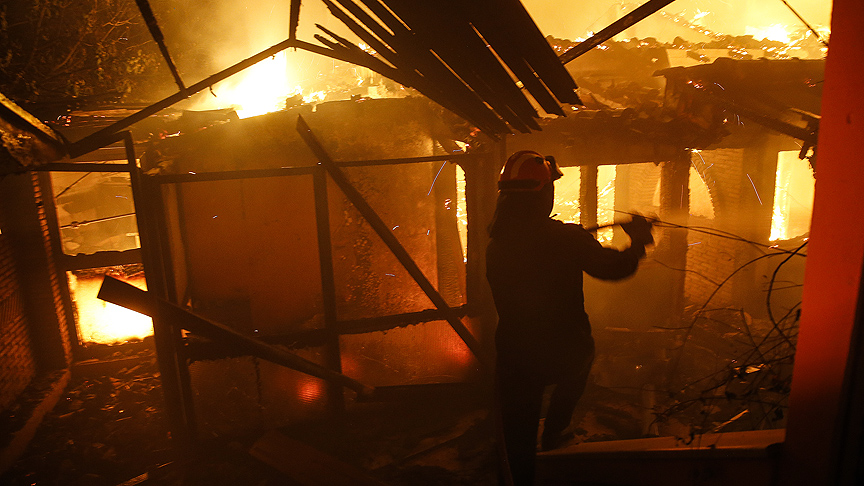 Yunanistan'da yangında ölenlerin sayısı 76'ya yükseldi