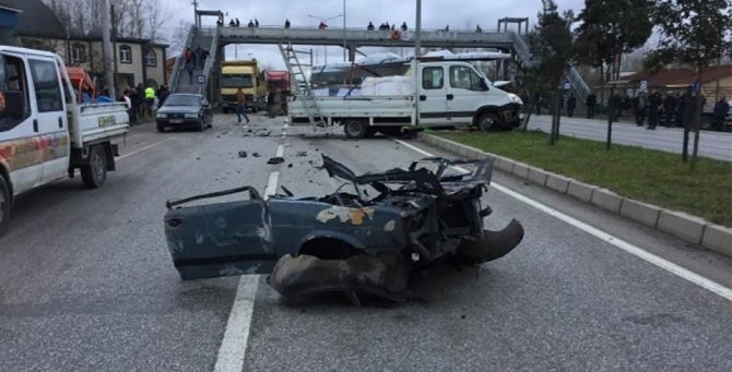 Samsun'un Terme ilçesinde meydana gelen trafik kazasında 1 kişi hayatını kaybetti, 1 kişi yaralandı.