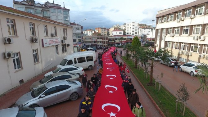 90 bin Mehmetçik, Sinop'ta düzenlenen yürüyüşle anıldı.