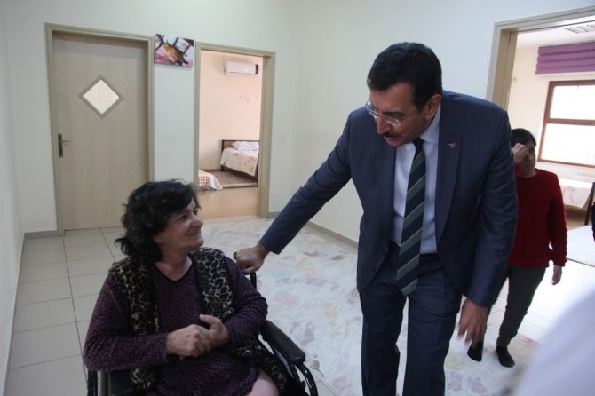 Bülent Tüfenkci:"16 yıllık AK Parti iktidarında kıyas kabul edilemeyecek hizmetler yapıldı"