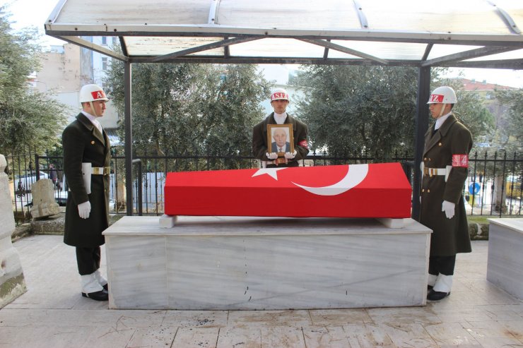 Kore gazisi Mustafa Demirtaş (90), askeri törenle son yolculuğuna uğurlandı