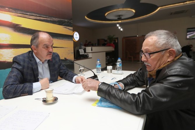 "Hüseyin Gürlesin ile Halk Günü"nde Başkan Gürlesin vatandaşları dinledi