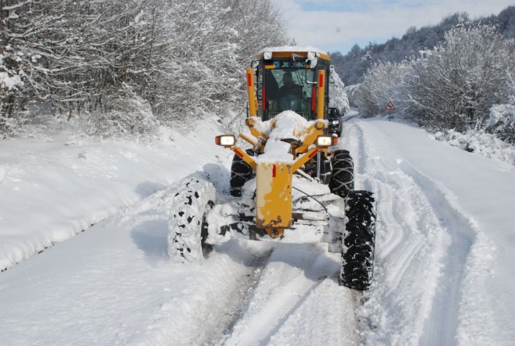 Tokat genelinde kar kalınlığının 30 santimetreye ulaşması nedeniyle eğitime ara verildi
